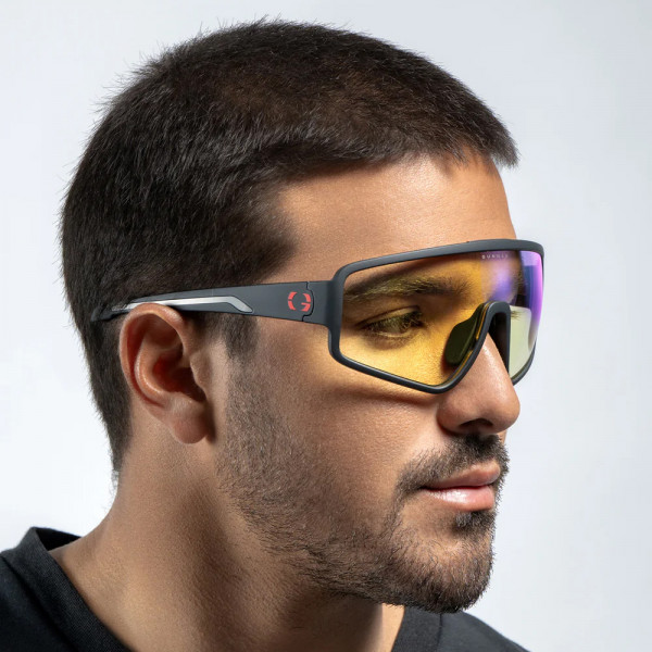 Gunnar Viscer Onyx (Amber Lens Tint)  